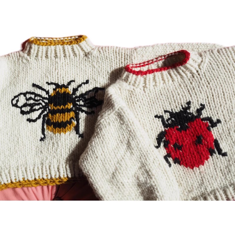 Embroidery Lady Bug - Maglione da donna in pura lana,