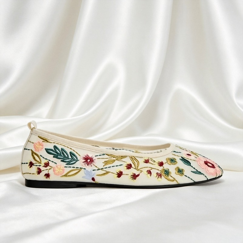 Ballerine in rete con punta to - Embroidery Meaning recensione e prezzo