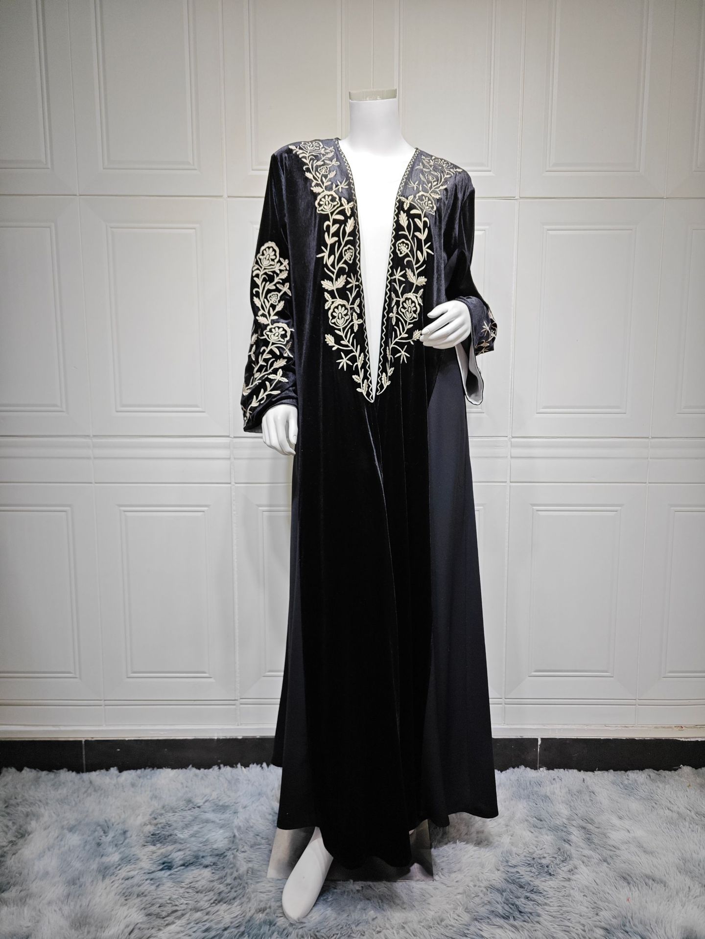 Abaya Aperta in Velluto Stile  - Embroidery Kebaya recensione e prezzo
